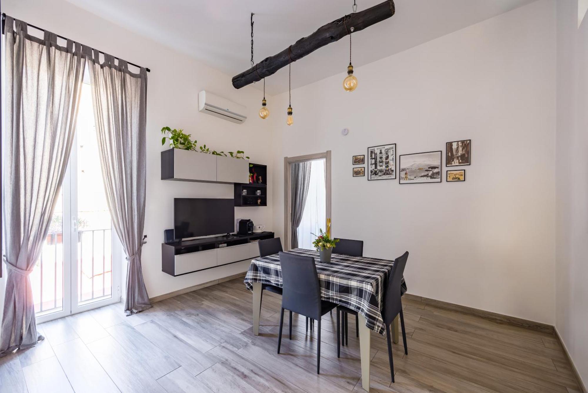 Palazzo Mormando - Modern Apartment Naples Exterior photo